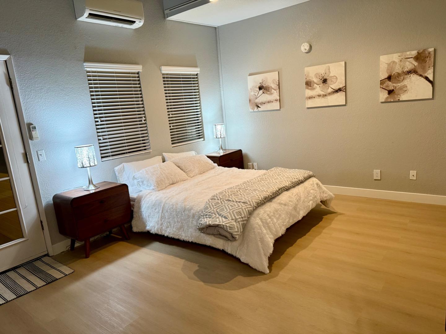 Detail Gallery Image 15 of 29 For 421 Sierra Vista Ave #7,  Mountain View,  CA 94043 - 3 Beds | 2/1 Baths