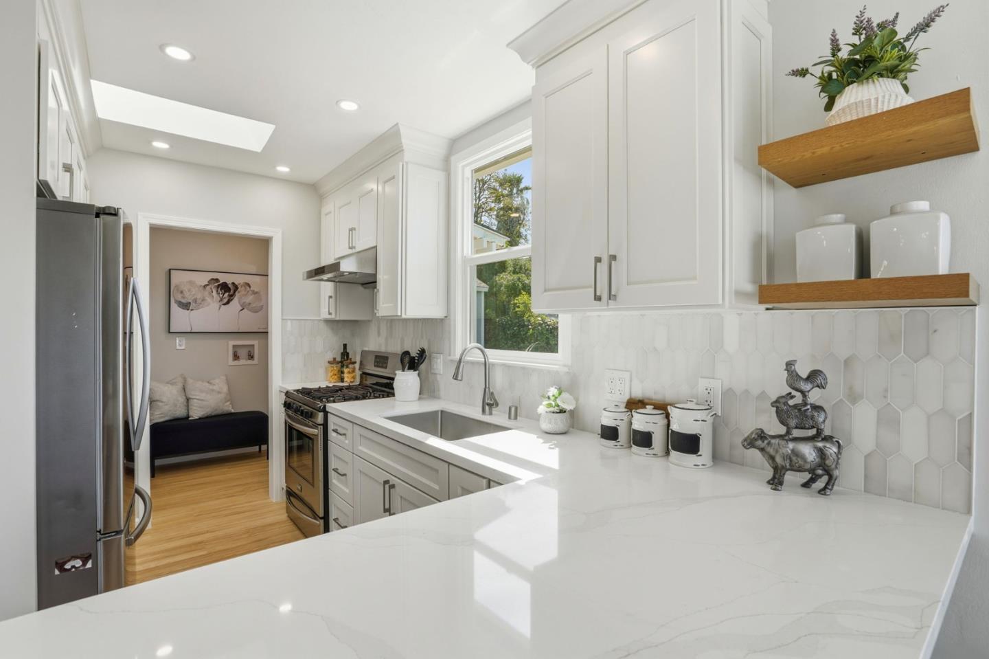 Detail Gallery Image 15 of 48 For 1254 S 58th St, Richmond,  CA 94804 - 2 Beds | 1/1 Baths