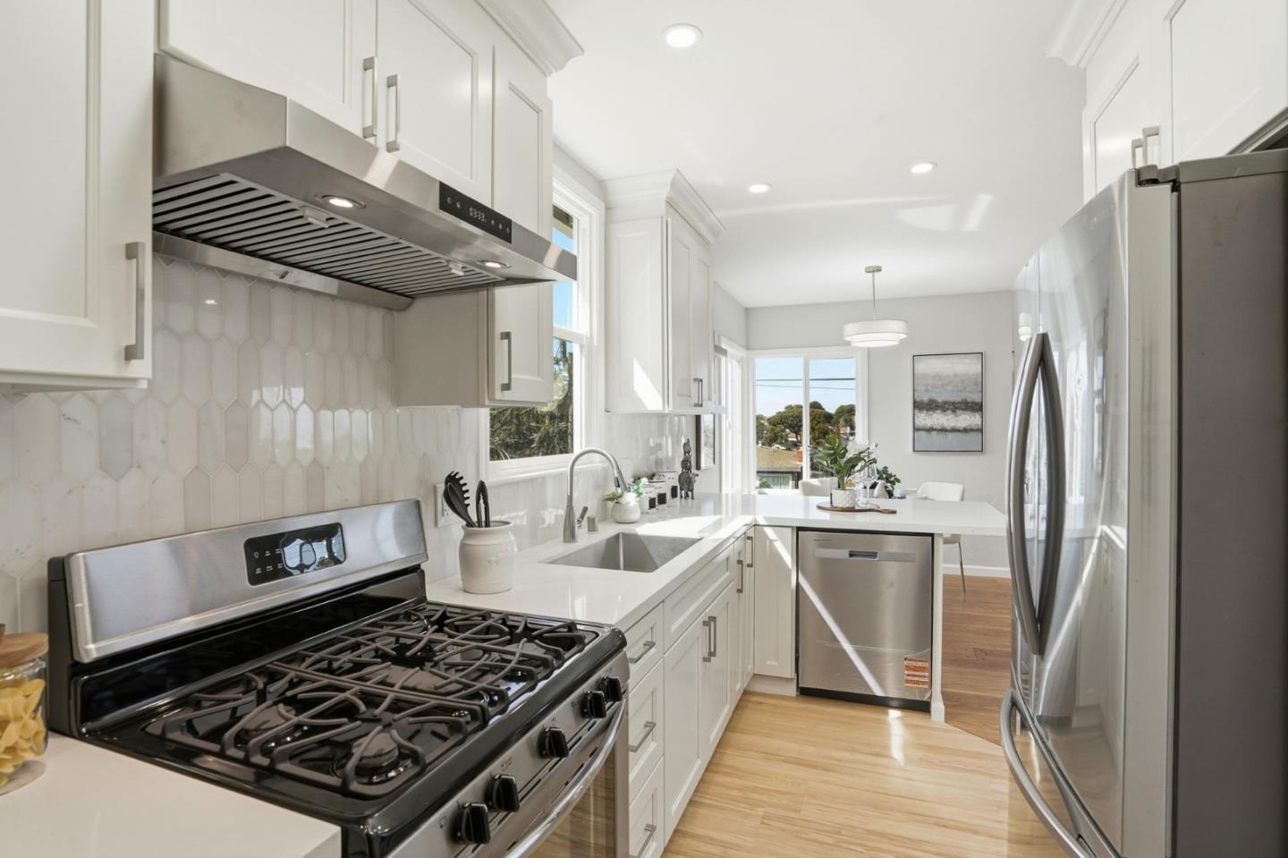 Detail Gallery Image 19 of 48 For 1254 S 58th St, Richmond,  CA 94804 - 2 Beds | 1/1 Baths