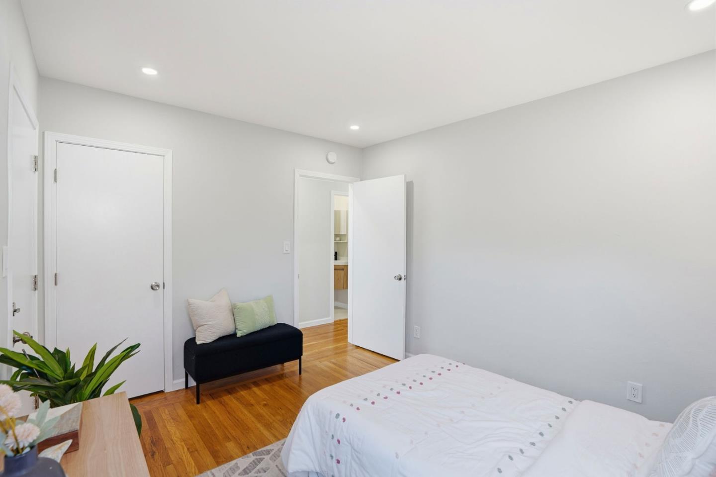 Detail Gallery Image 30 of 48 For 1254 S 58th St, Richmond,  CA 94804 - 2 Beds | 1/1 Baths