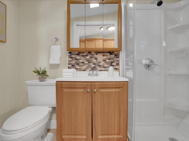 Detail Gallery Image 20 of 42 For 2644 Bal Harbor Ln, Hayward,  CA 94545 - 4 Beds | 3/1 Baths