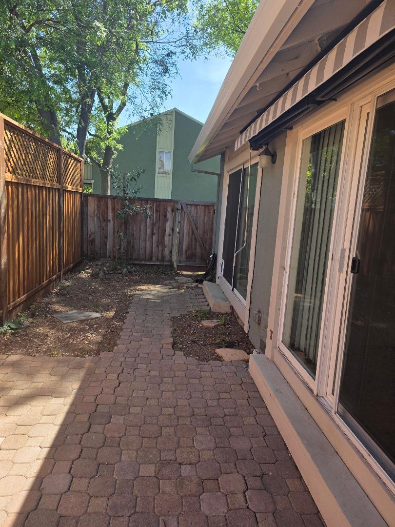 Detail Gallery Image 25 of 30 For 648 W Sunnyoaks Ave, Campbell,  CA 95008 - 2 Beds | 1 Baths