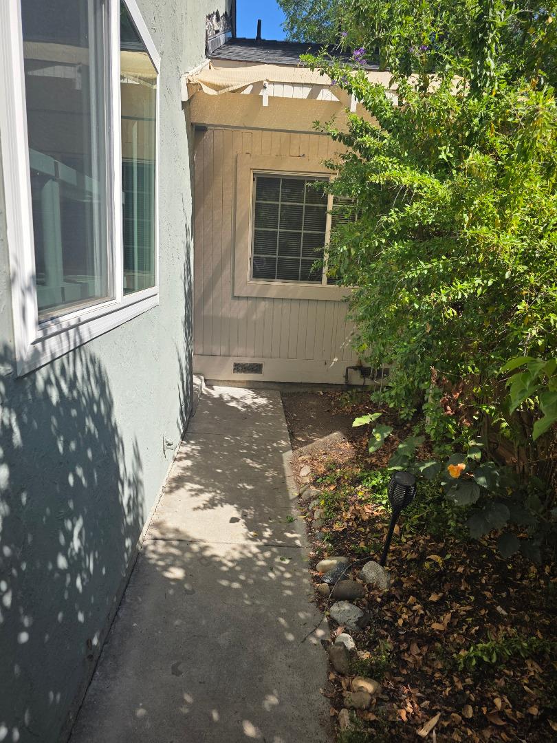 Detail Gallery Image 26 of 30 For 648 W Sunnyoaks Ave, Campbell,  CA 95008 - 2 Beds | 1 Baths