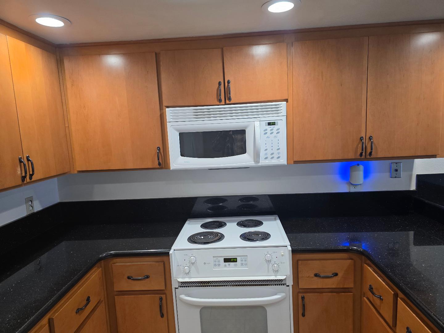 Photo #4: ML82040711 Listing: Photo #4