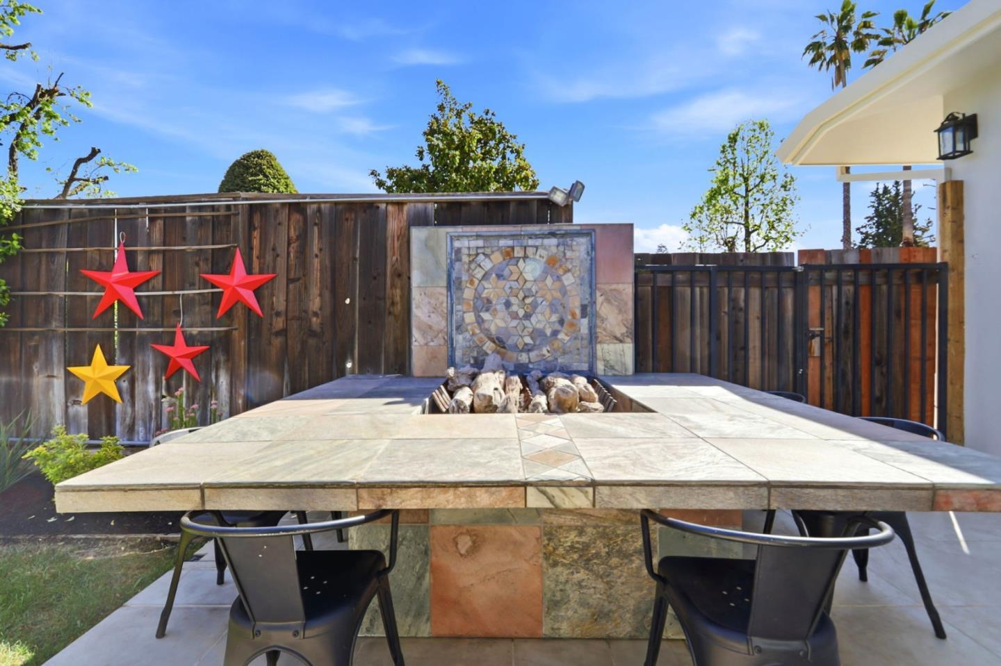 Detail Gallery Image 7 of 64 For 2949-2951 Driftwood Dr, San Jose,  CA 95128 - 6 Beds | 5 Baths