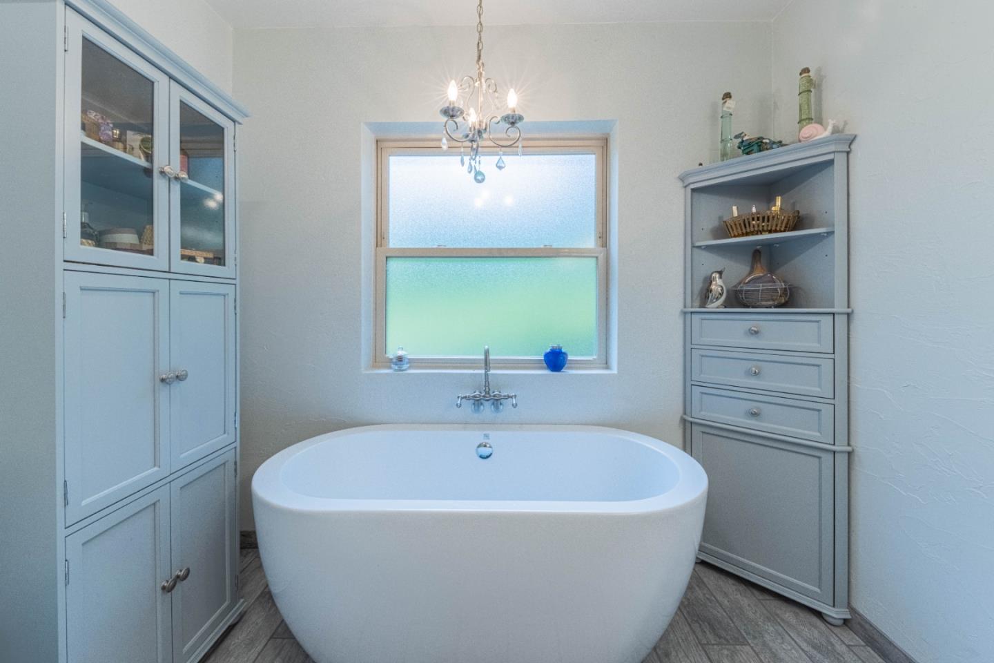 Detail Gallery Image 29 of 40 For 17633 Pond Derosa N/a,  Salinas,  CA 93907 - 2 Beds | 2 Baths