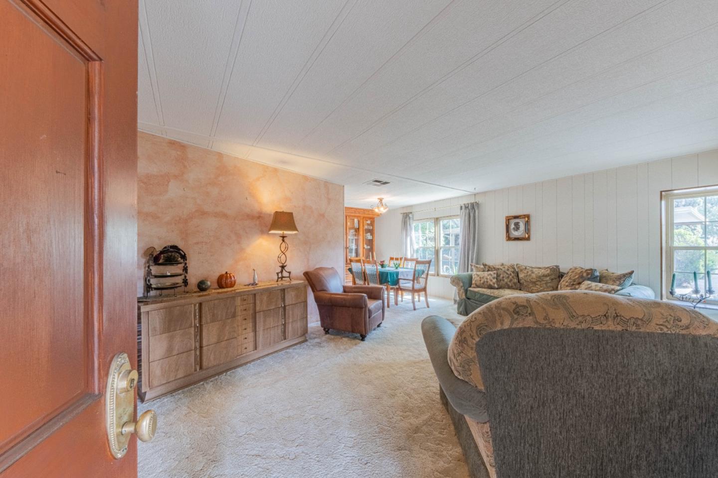 Detail Gallery Image 5 of 40 For 17633 Pond Derosa N/a,  Salinas,  CA 93907 - 2 Beds | 2 Baths