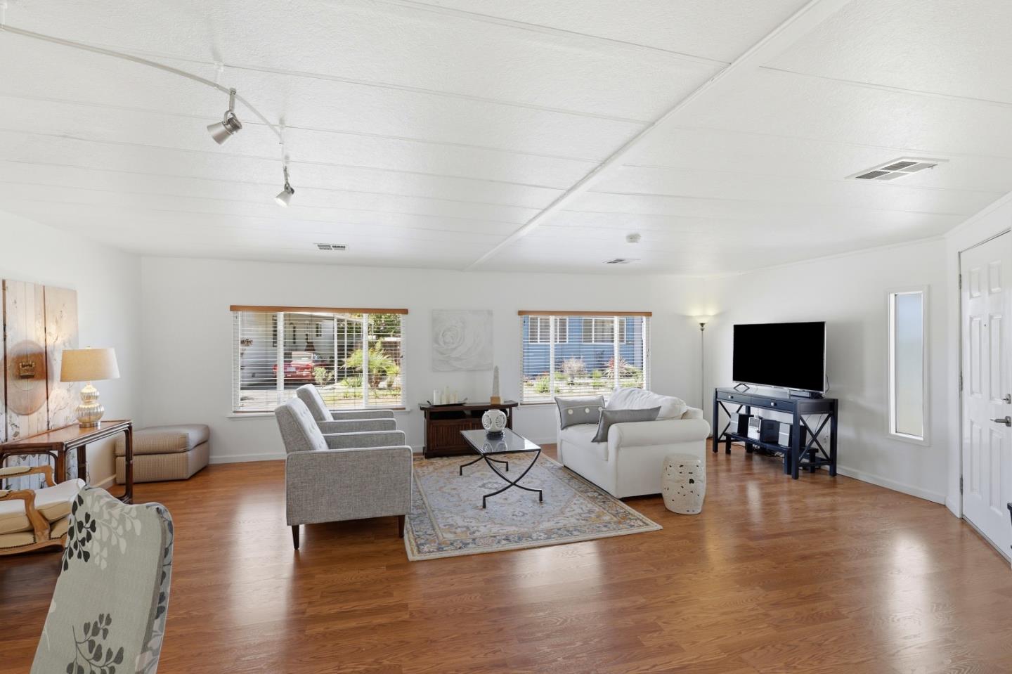 Detail Gallery Image 4 of 16 For 2395 Delaware Ave #149,  Santa Cruz,  CA 95060 - 2 Beds | 2 Baths
