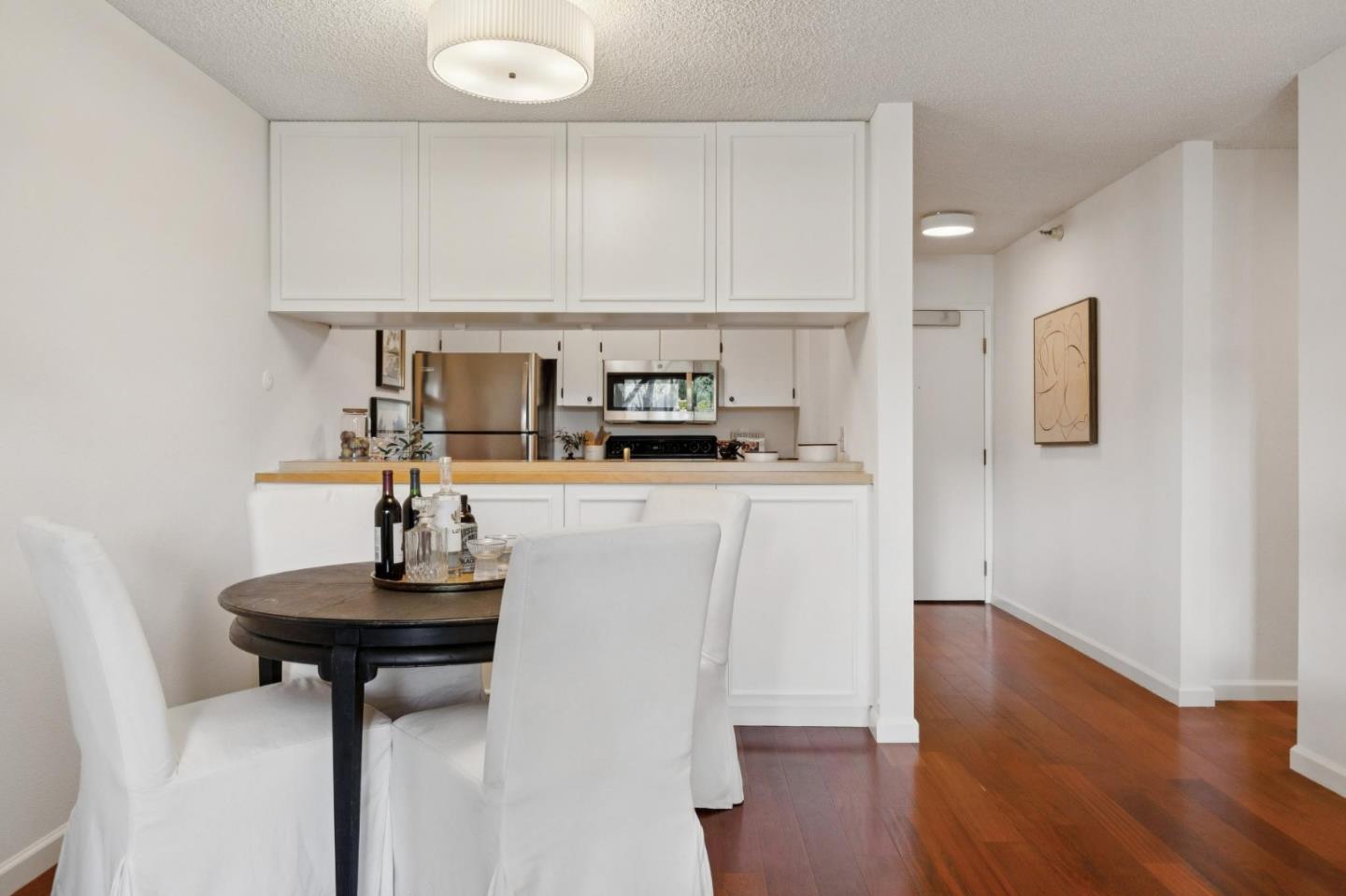 Detail Gallery Image 10 of 42 For 2101 Shelter Creek Ln, San Bruno,  CA 94066 - 1 Beds | 1 Baths