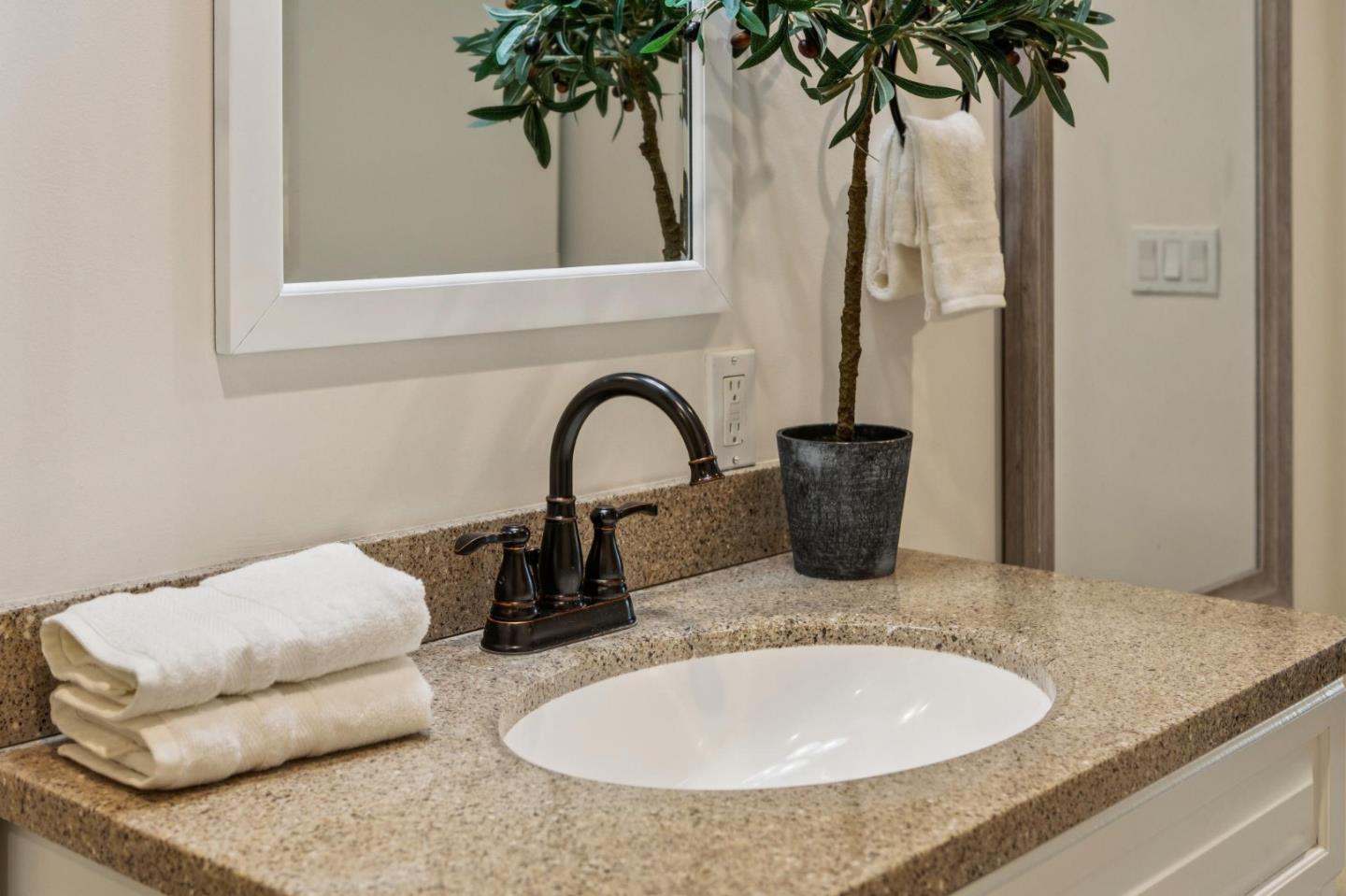 Detail Gallery Image 22 of 42 For 2101 Shelter Creek Ln, San Bruno,  CA 94066 - 1 Beds | 1 Baths