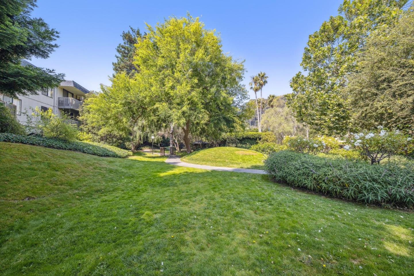 Detail Gallery Image 32 of 42 For 2101 Shelter Creek Ln, San Bruno,  CA 94066 - 1 Beds | 1 Baths