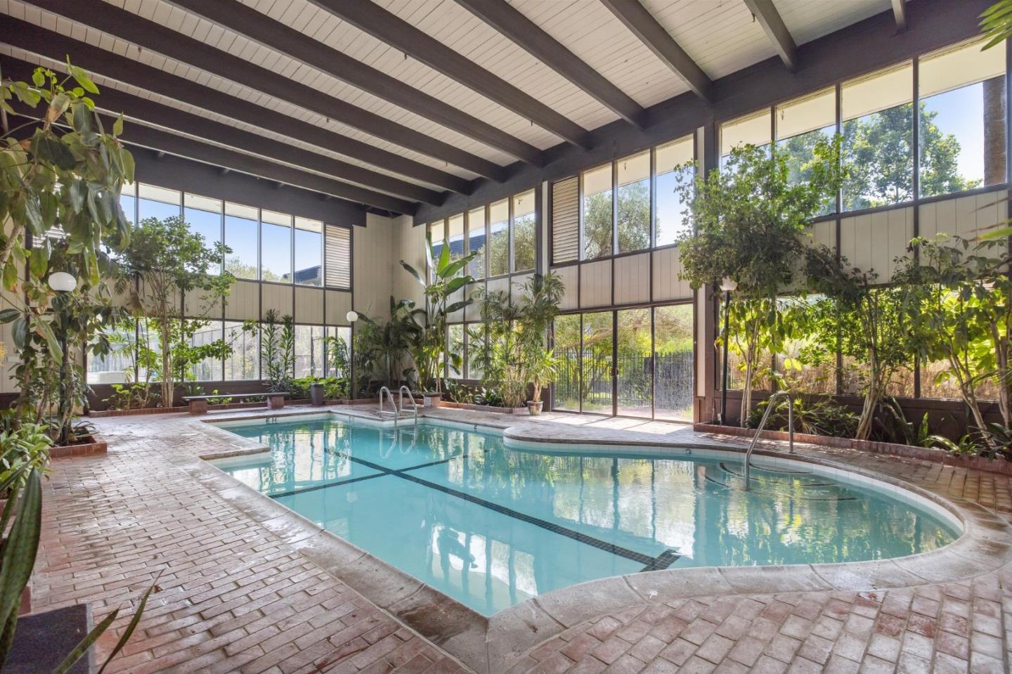 Detail Gallery Image 35 of 42 For 2101 Shelter Creek Ln, San Bruno,  CA 94066 - 1 Beds | 1 Baths