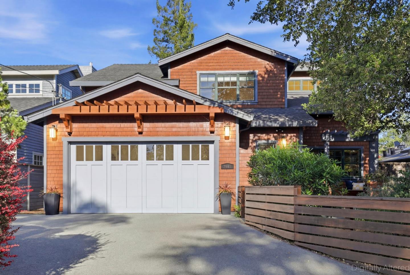 Detail Gallery Image 6 of 39 For 2067 Santa Cruz Ave, Menlo Park,  CA 94025 - 5 Beds | 3 Baths