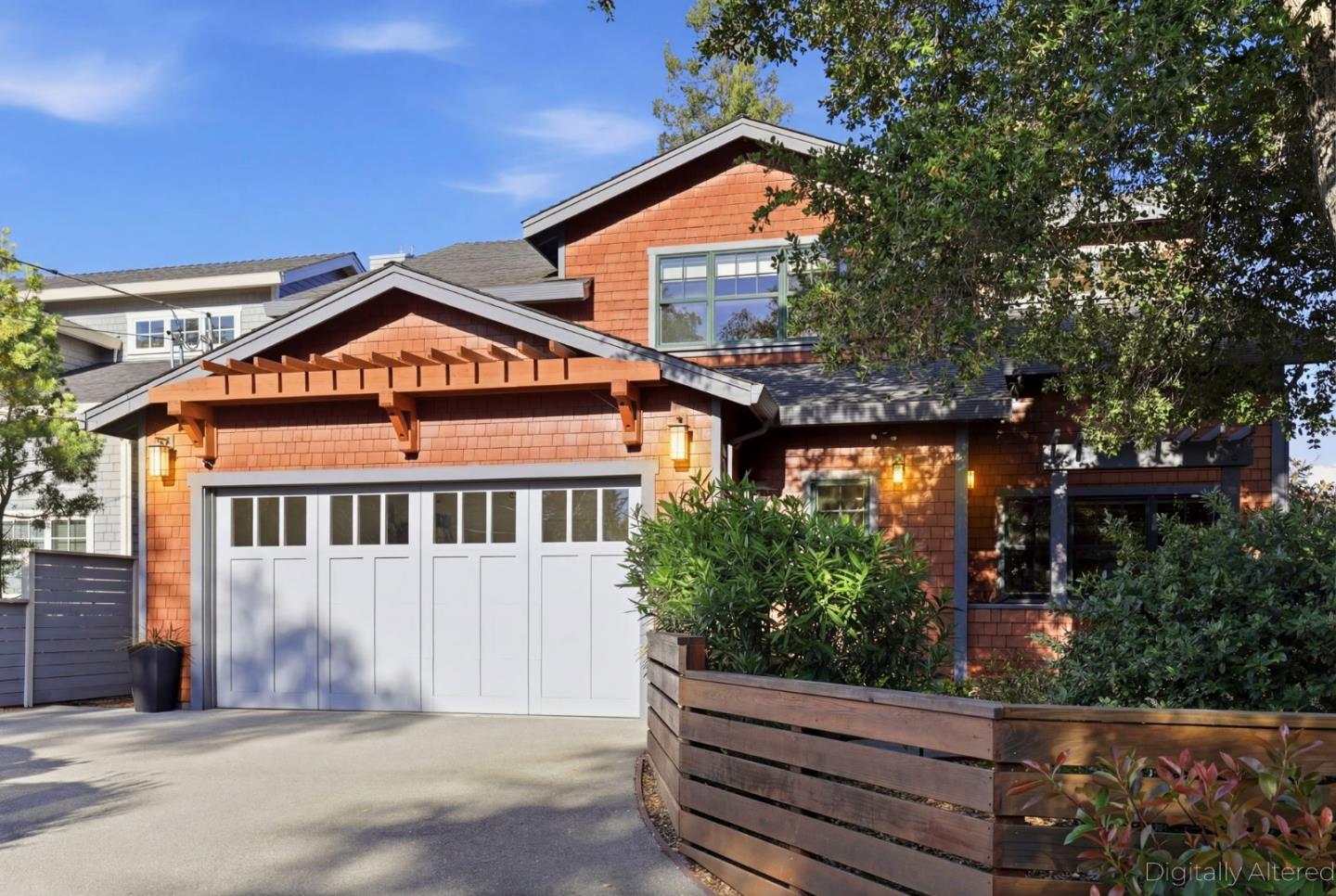 Detail Gallery Image 8 of 39 For 2067 Santa Cruz Ave, Menlo Park,  CA 94025 - 5 Beds | 3 Baths