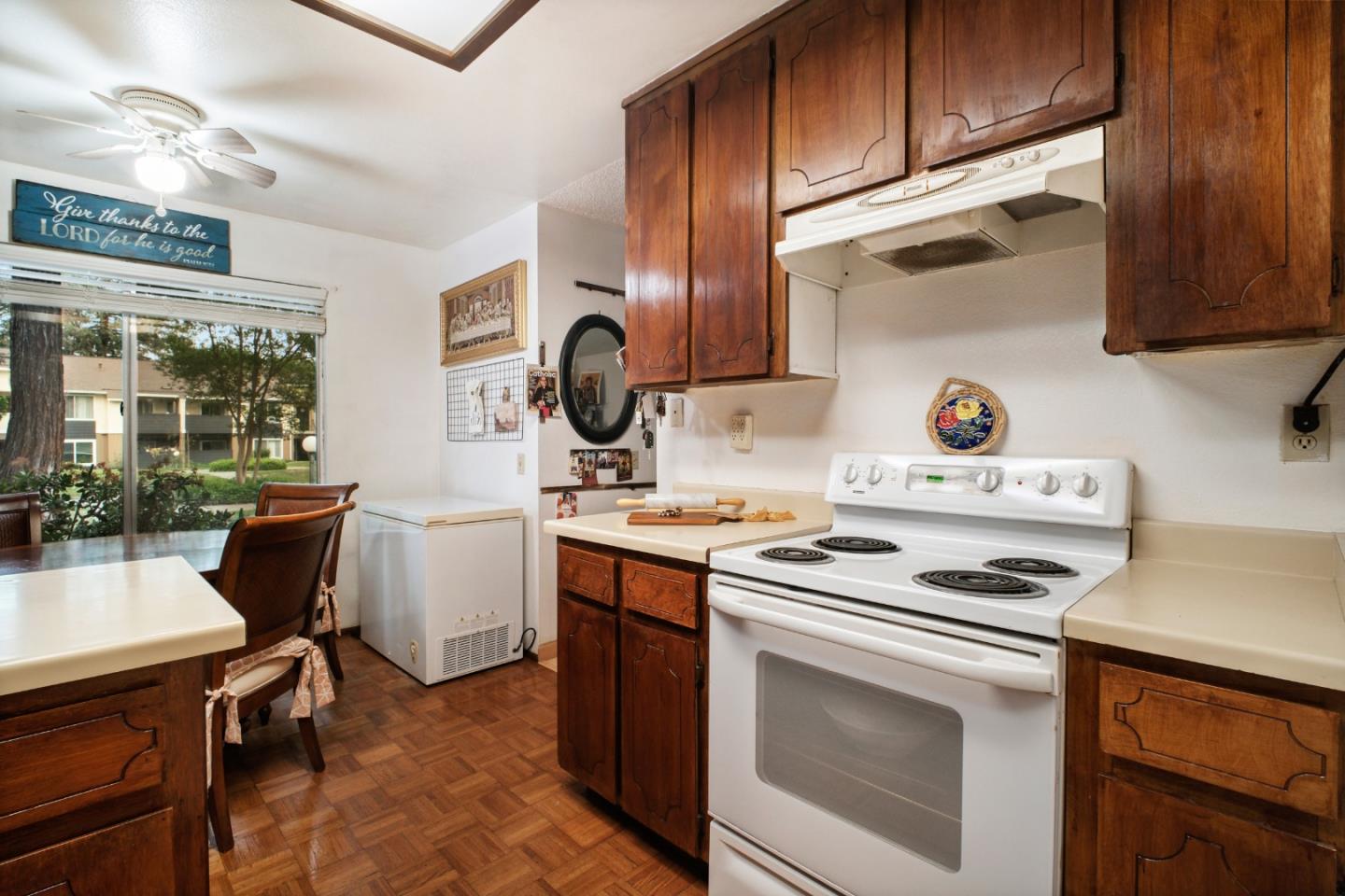 Detail Gallery Image 19 of 52 For 2599 Easton Ln #109,  San Jose,  CA 95133 - 2 Beds | 2 Baths