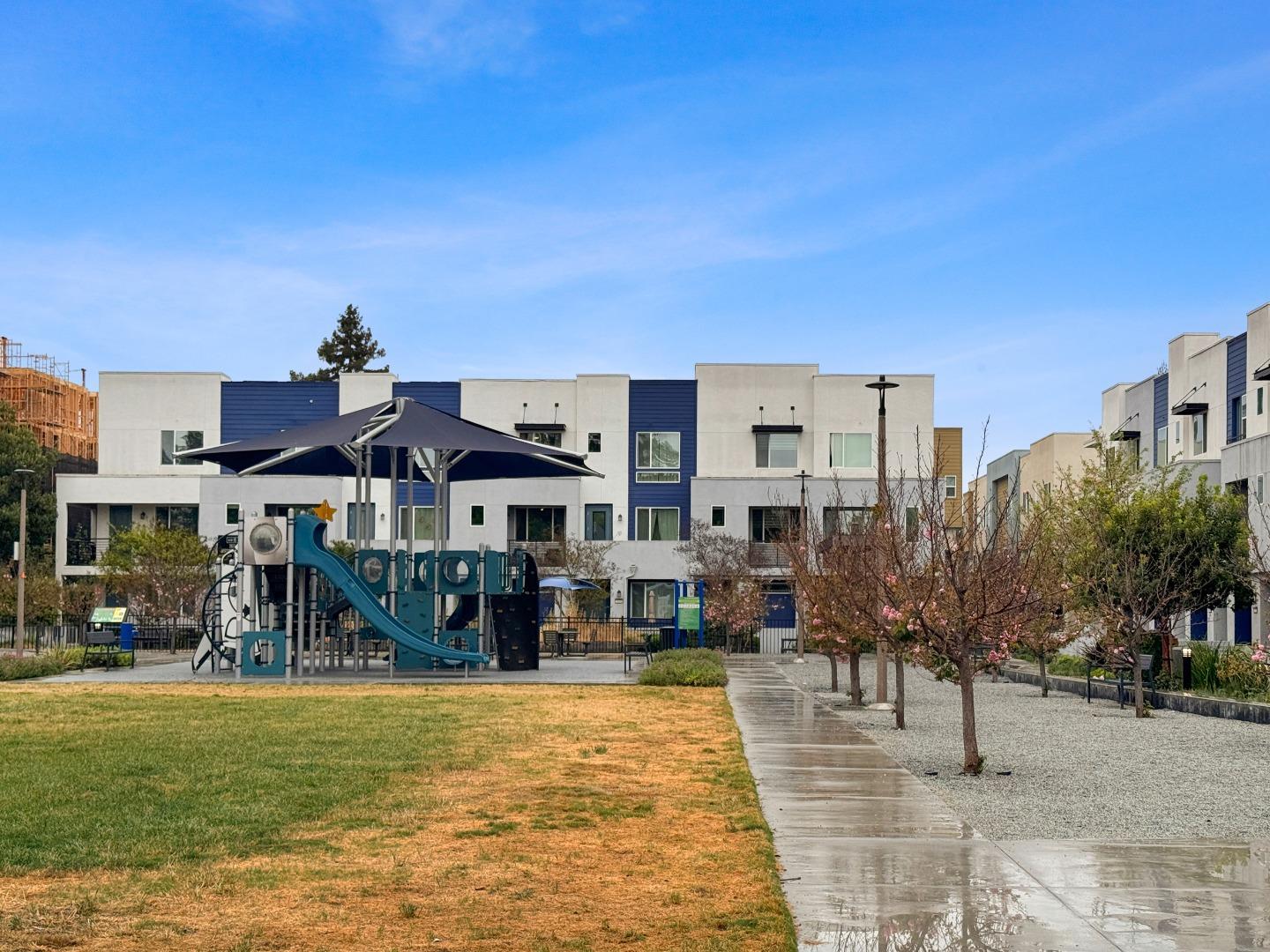 Detail Gallery Image 34 of 52 For 2599 Easton Ln #109,  San Jose,  CA 95133 - 2 Beds | 2 Baths