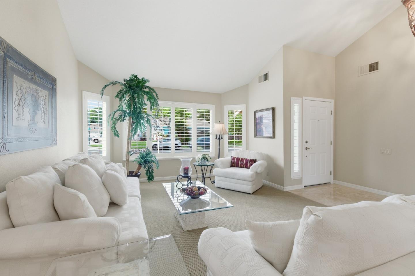 Detail Gallery Image 9 of 36 For 9612 Eagle Hills Way, Gilroy,  CA 95020 - 3 Beds | 2 Baths