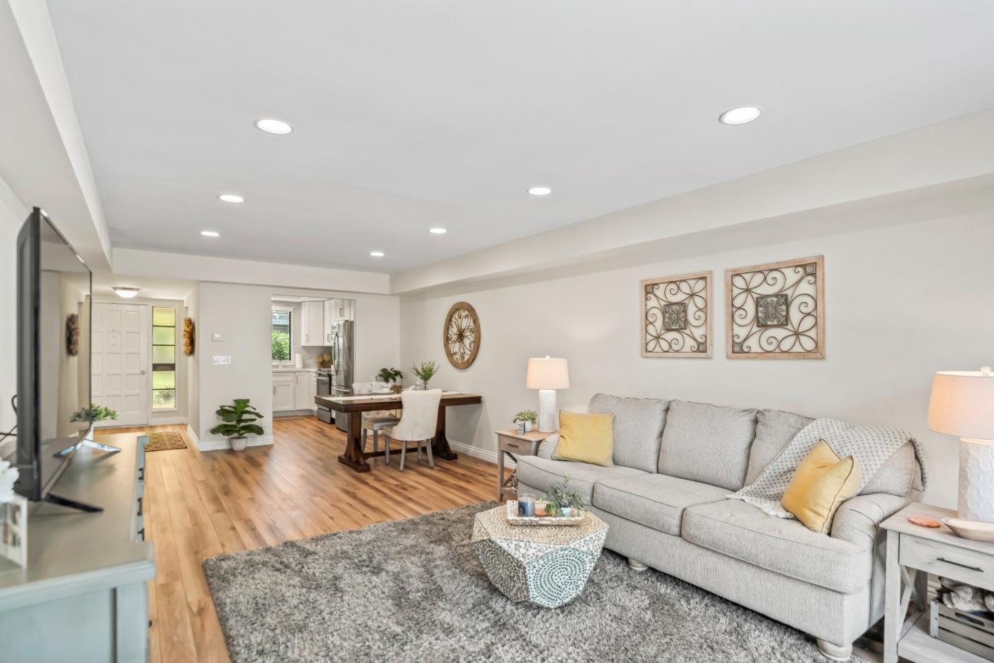 Photo #10: ML82040726 Listing: Photo #10