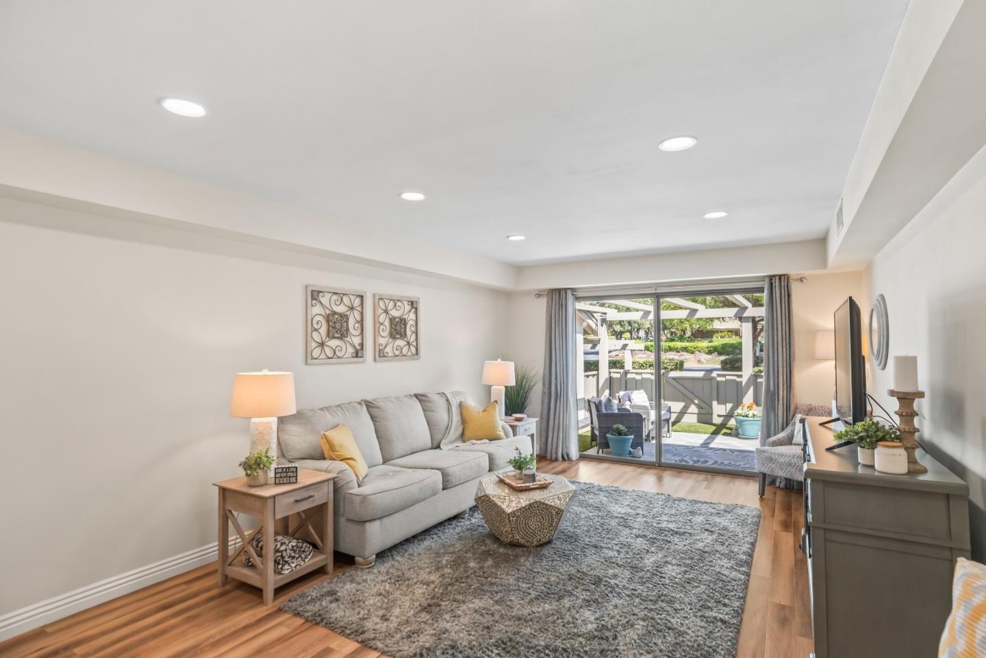 Photo #7: ML82040726 Listing: Photo #7