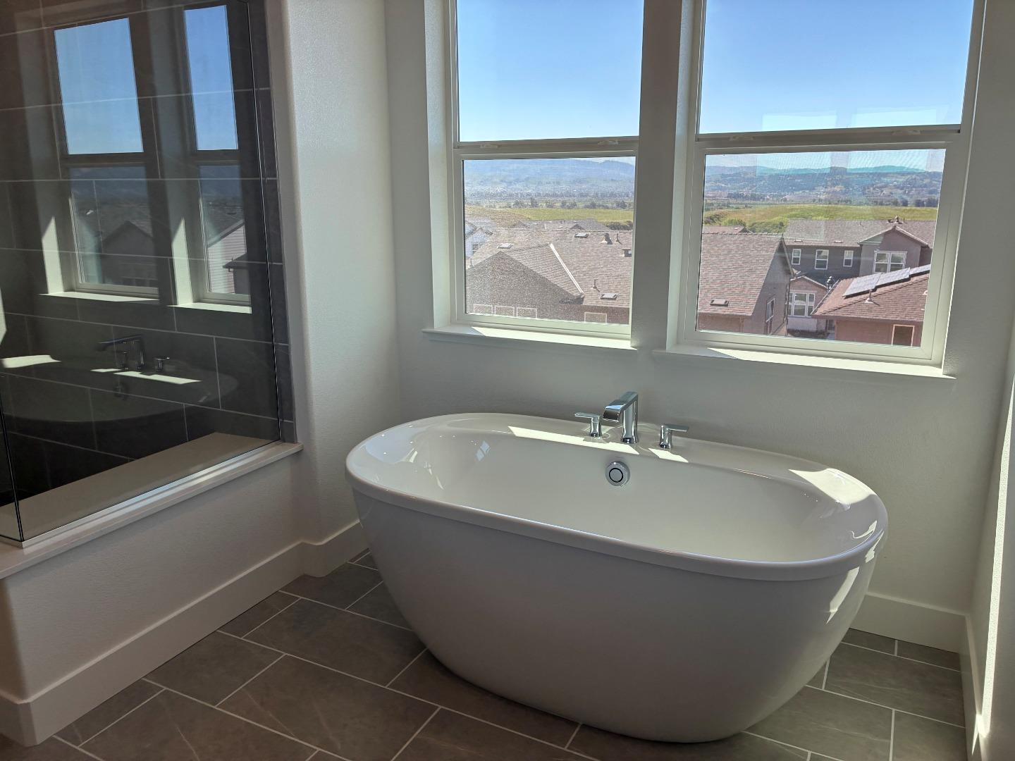 Detail Gallery Image 4 of 6 For 1036 Michael Ave #36,  Dublin,  CA 94568 - 4 Beds | 3/1 Baths