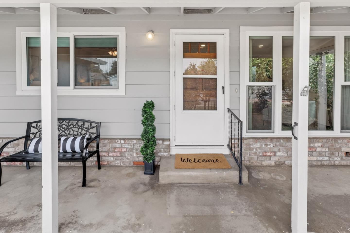 Detail Gallery Image 4 of 39 For 5164 Montreal Dr, San Jose,  CA 95130 - 3 Beds | 2 Baths