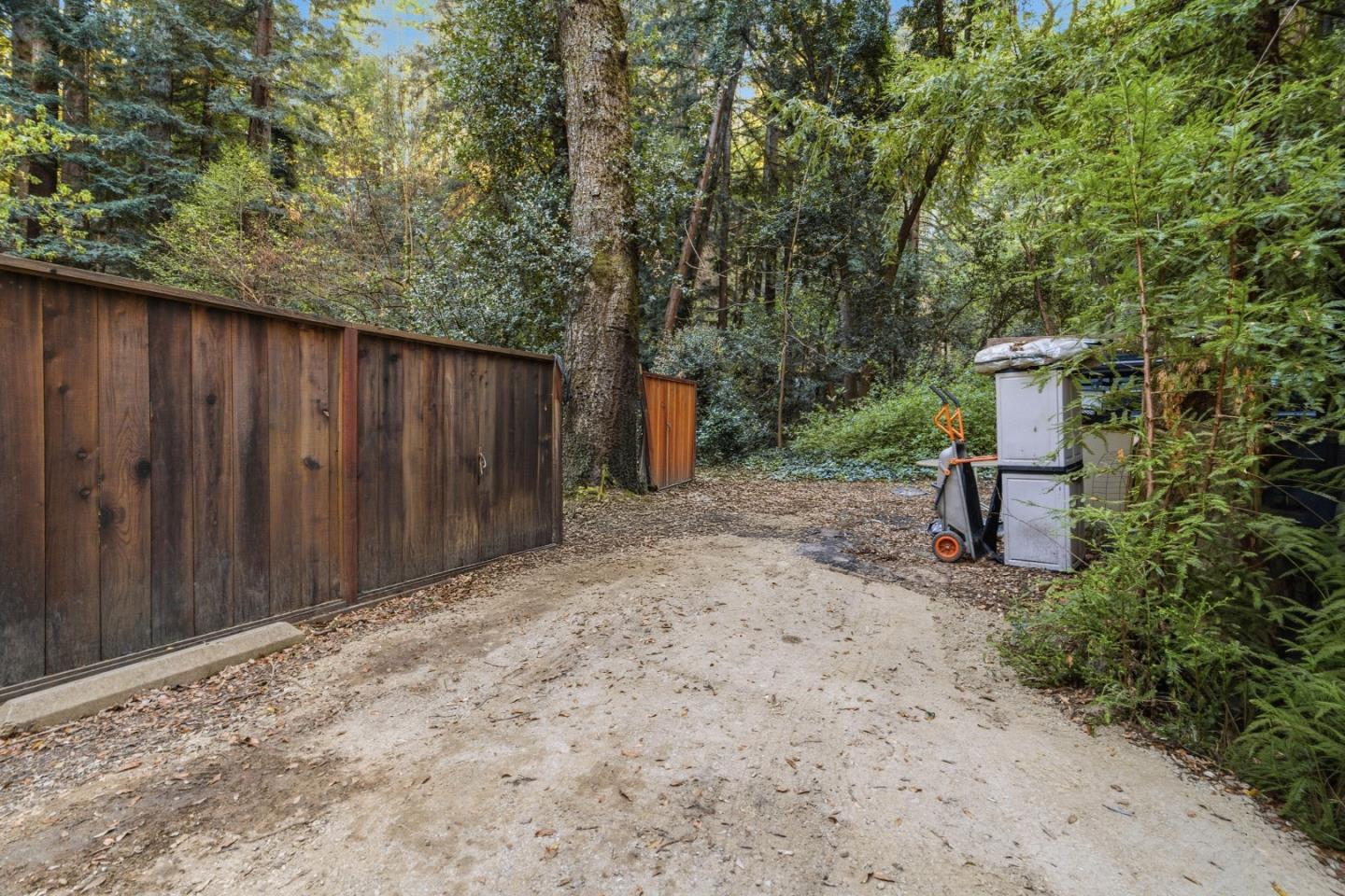 Detail Gallery Image 23 of 44 For 495 Primavera Rd, Boulder Creek,  CA 95006 - 4 Beds | 2 Baths