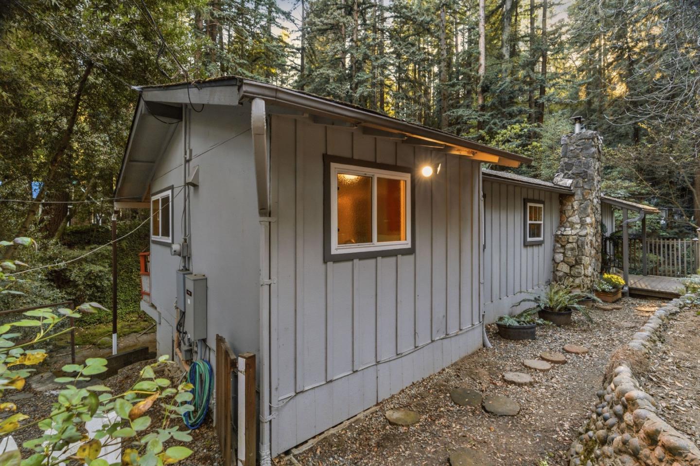 Detail Gallery Image 25 of 44 For 495 Primavera Rd, Boulder Creek,  CA 95006 - 4 Beds | 2 Baths