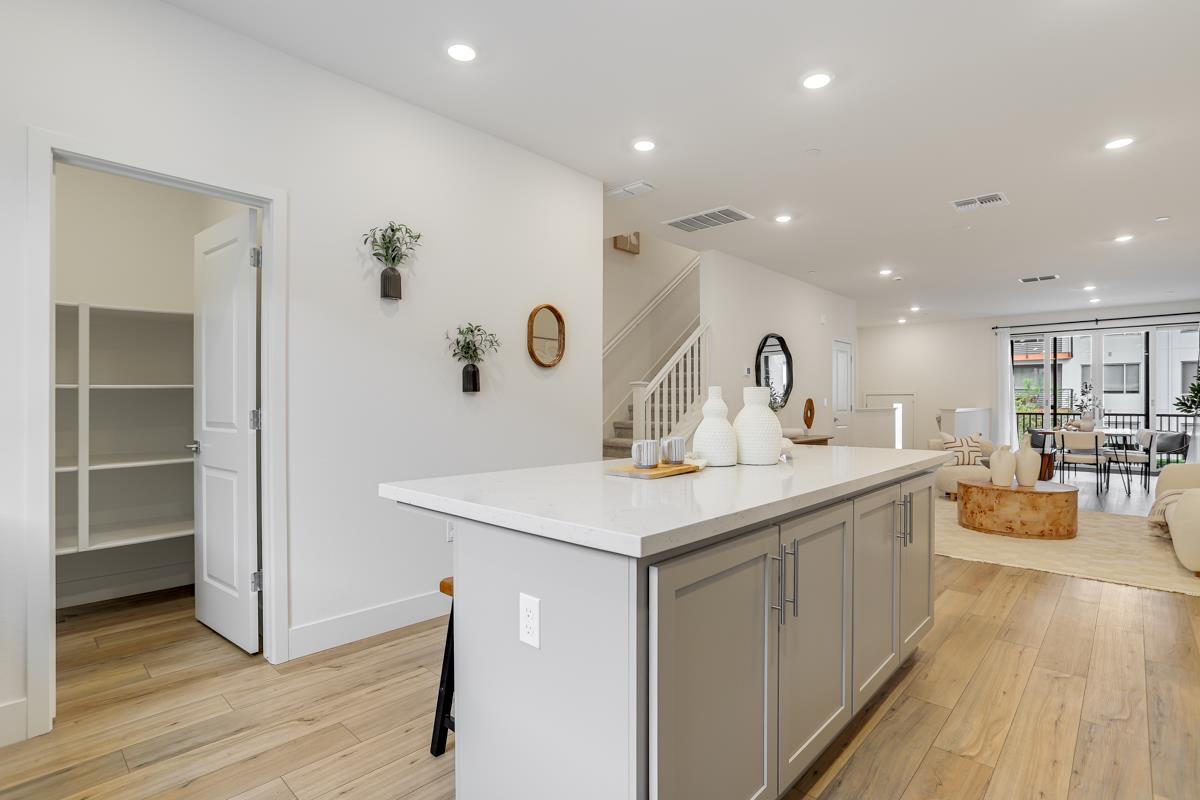 Detail Gallery Image 16 of 43 For 3229 Accelerator Ave #1005,  Fremont,  CA 94538 - 4 Beds | 3/1 Baths