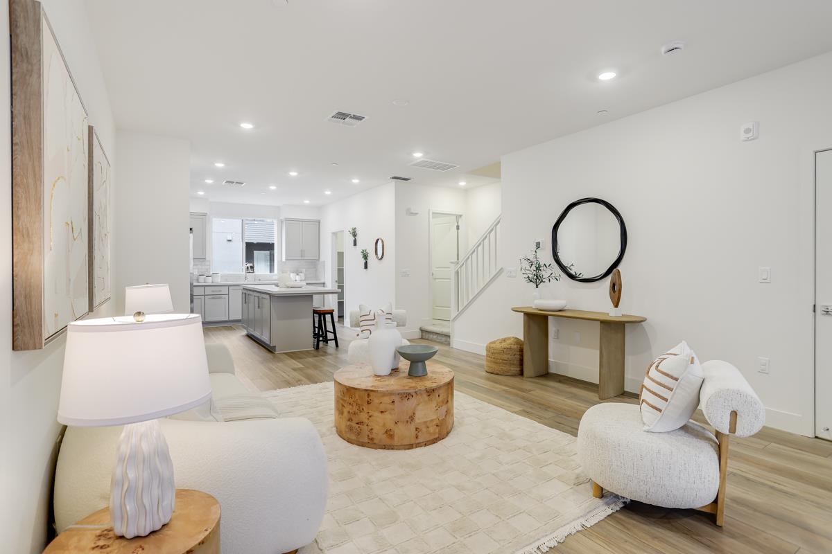 Detail Gallery Image 3 of 43 For 3229 Accelerator Ave #1005,  Fremont,  CA 94538 - 4 Beds | 3/1 Baths