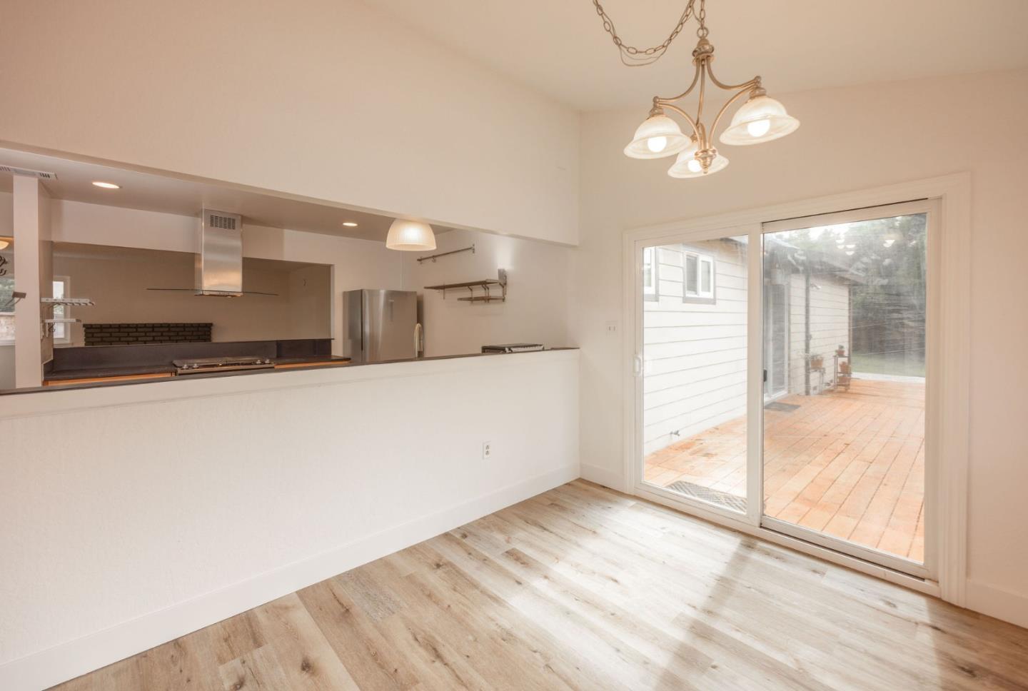 Detail Gallery Image 19 of 37 For 1161 Tamarind St, Montara,  CA 94037 - 4 Beds | 3 Baths