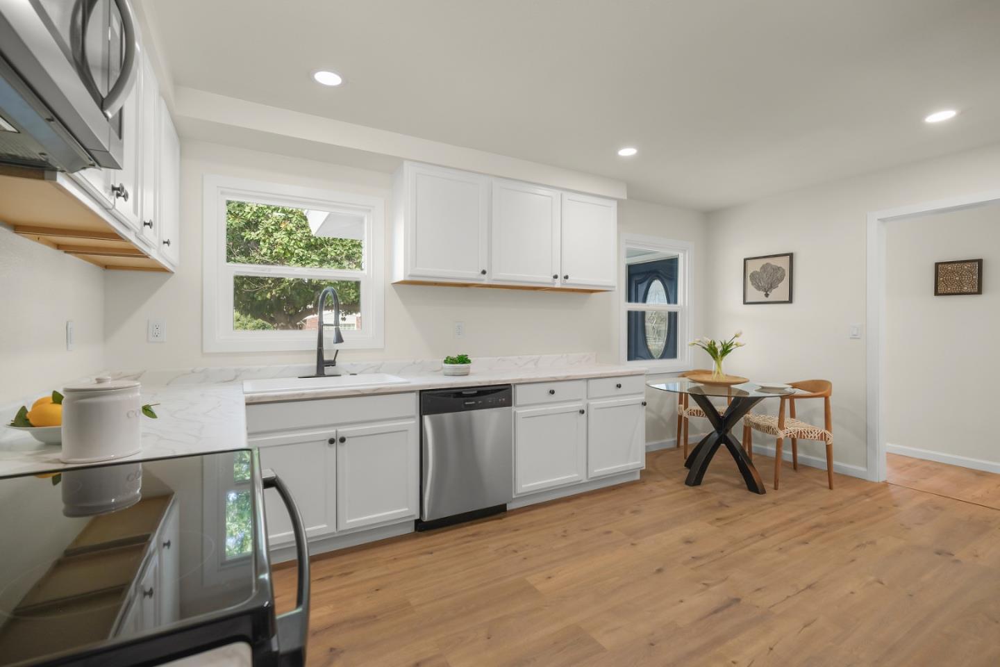 Detail Gallery Image 13 of 21 For 339 Dimaggio Ave, Pittsburg,  CA 94565 - 2 Beds | 1 Baths