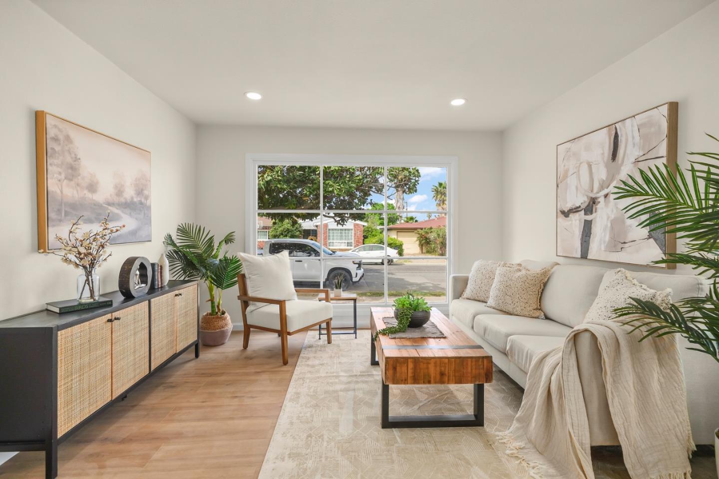 Detail Gallery Image 8 of 21 For 339 Dimaggio Ave, Pittsburg,  CA 94565 - 2 Beds | 1 Baths