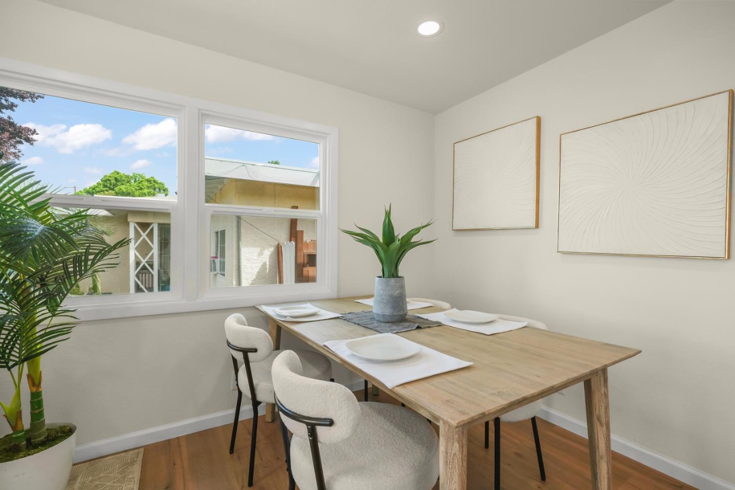 Detail Gallery Image 9 of 21 For 339 Dimaggio Ave, Pittsburg,  CA 94565 - 2 Beds | 1 Baths