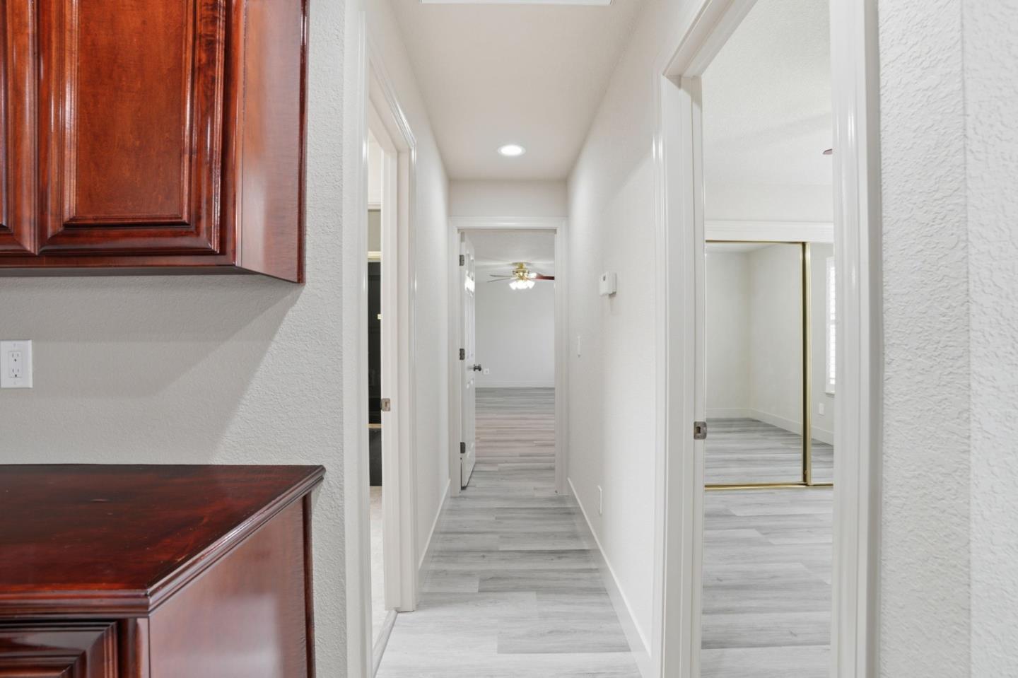 Detail Gallery Image 10 of 40 For 3216 Allan Adale Dr, Modesto,  CA 95355 - 3 Beds | 3 Baths