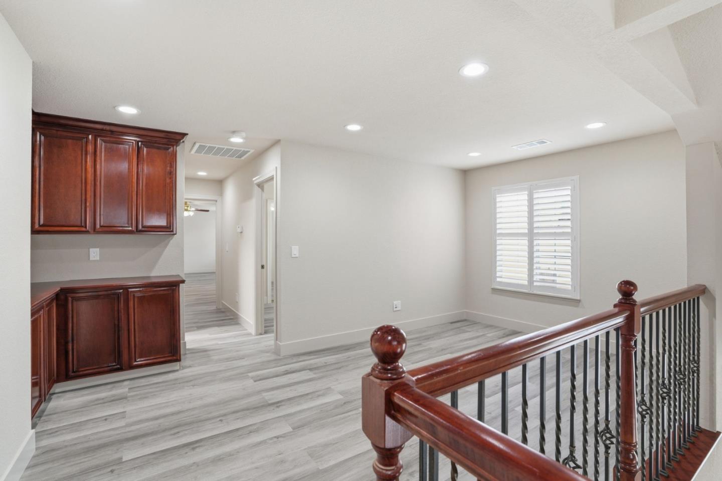 Detail Gallery Image 24 of 40 For 3216 Allan Adale Dr, Modesto,  CA 95355 - 3 Beds | 3 Baths