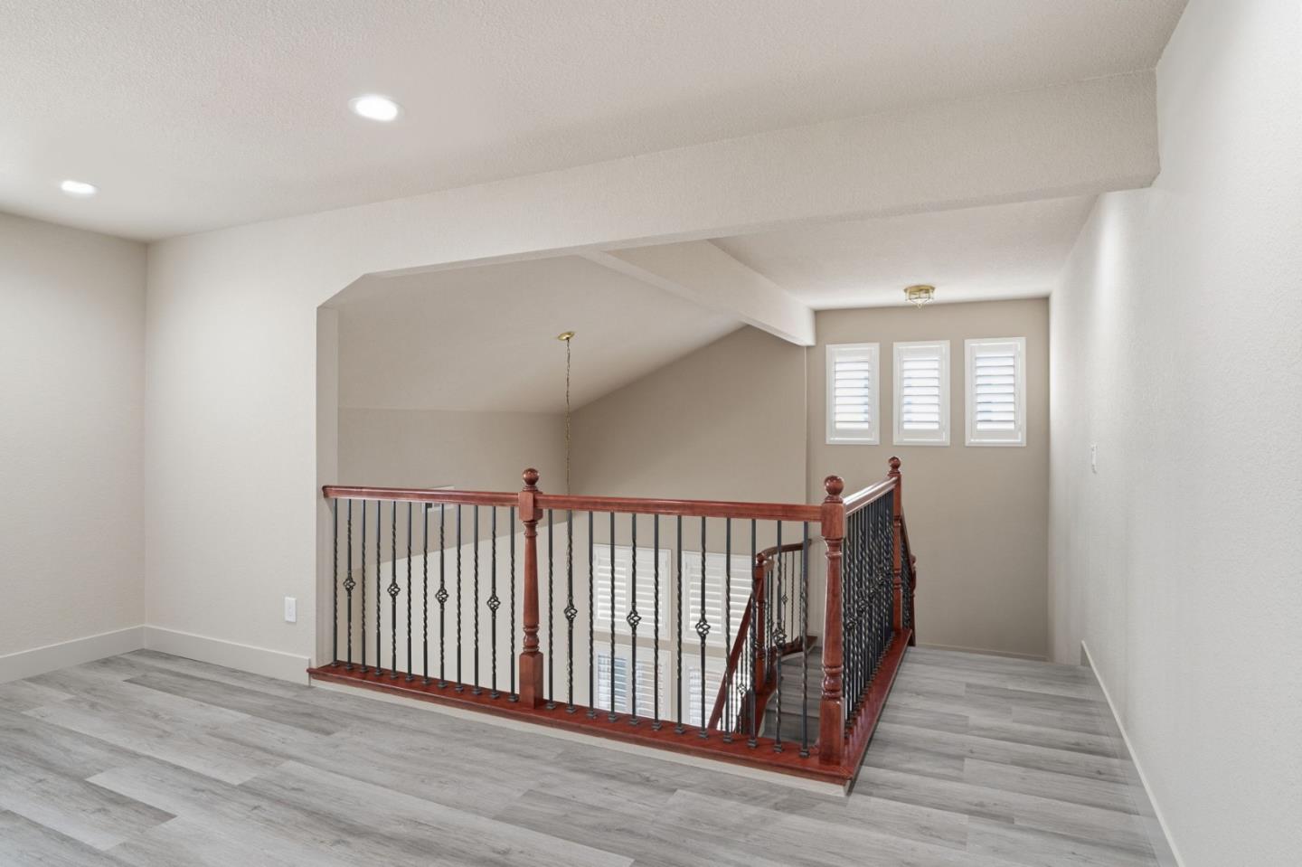 Detail Gallery Image 25 of 40 For 3216 Allan Adale Dr, Modesto,  CA 95355 - 3 Beds | 3 Baths