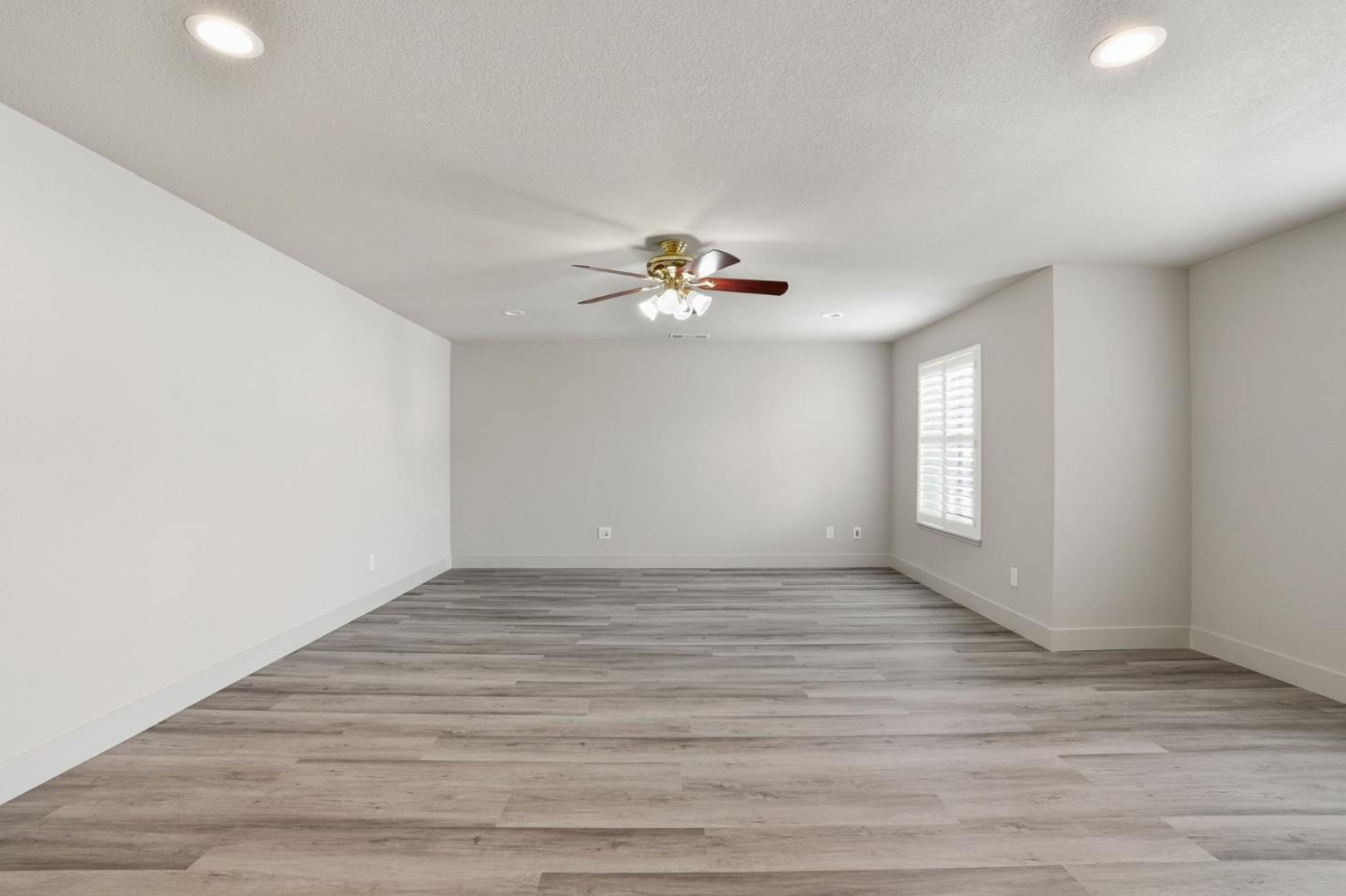 Detail Gallery Image 30 of 40 For 3216 Allan Adale Dr, Modesto,  CA 95355 - 3 Beds | 3 Baths