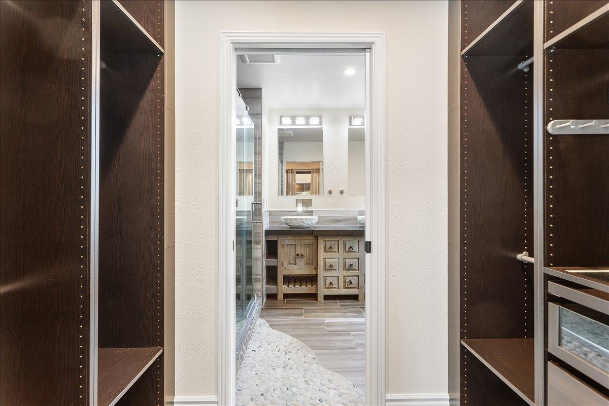 Detail Gallery Image 29 of 69 For 1529 Cameo Dr, San Jose,  CA 95129 - 3 Beds | 3 Baths