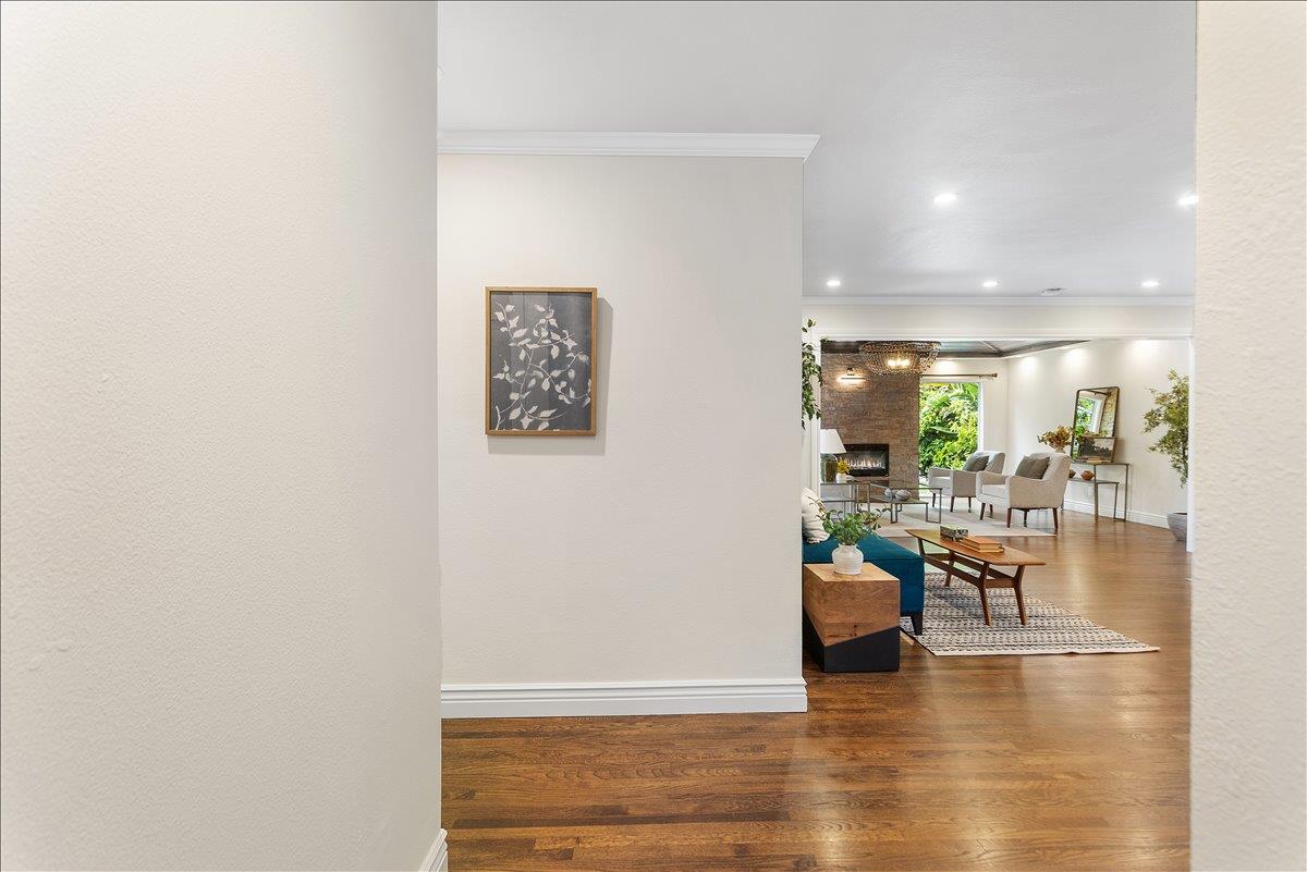 Detail Gallery Image 41 of 69 For 1529 Cameo Dr, San Jose,  CA 95129 - 3 Beds | 3 Baths