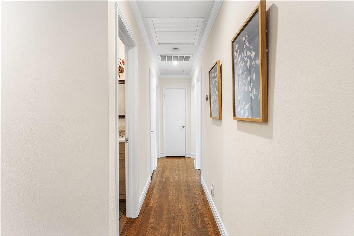 Detail Gallery Image 43 of 69 For 1529 Cameo Dr, San Jose,  CA 95129 - 3 Beds | 3 Baths