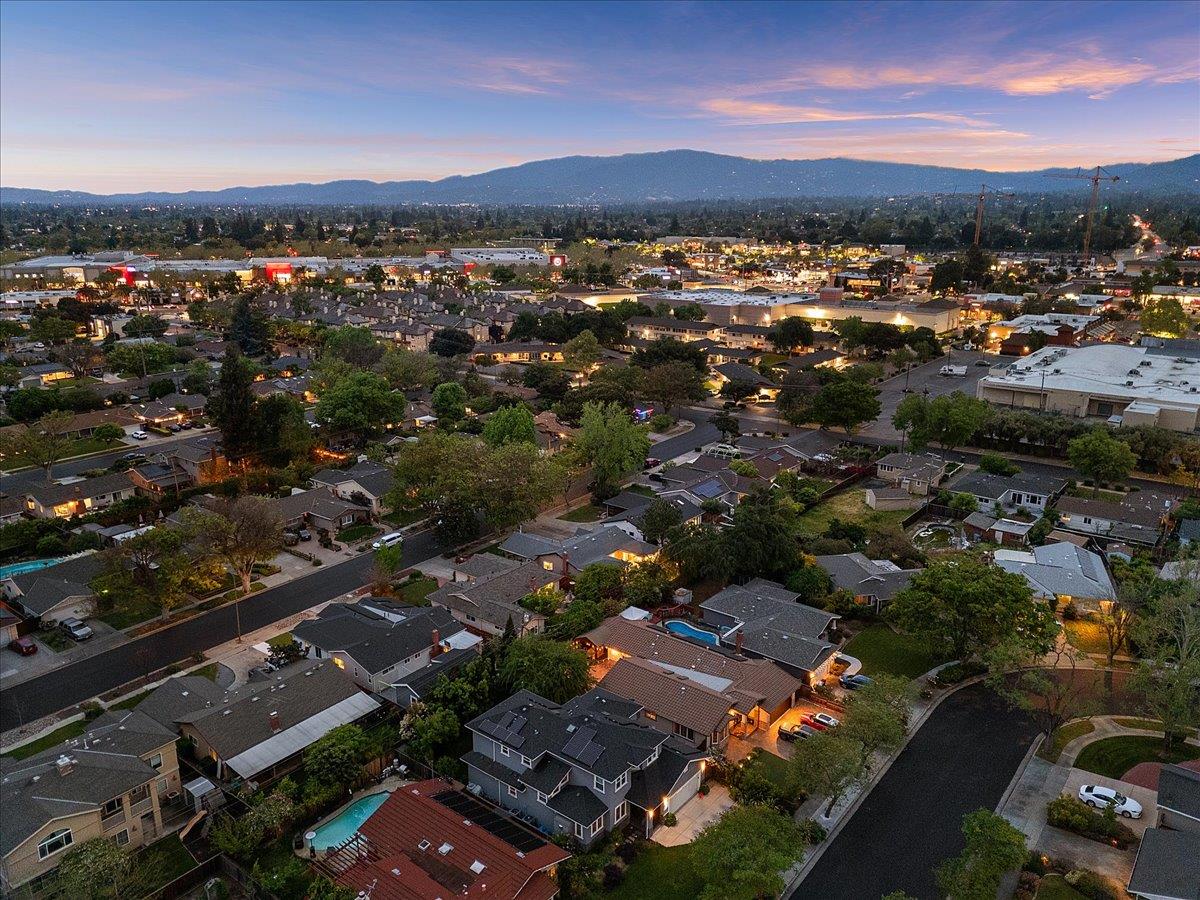 Detail Gallery Image 78 of 89 For 1529 Cameo Dr, San Jose,  CA 95129 - 3 Beds | 3 Baths
