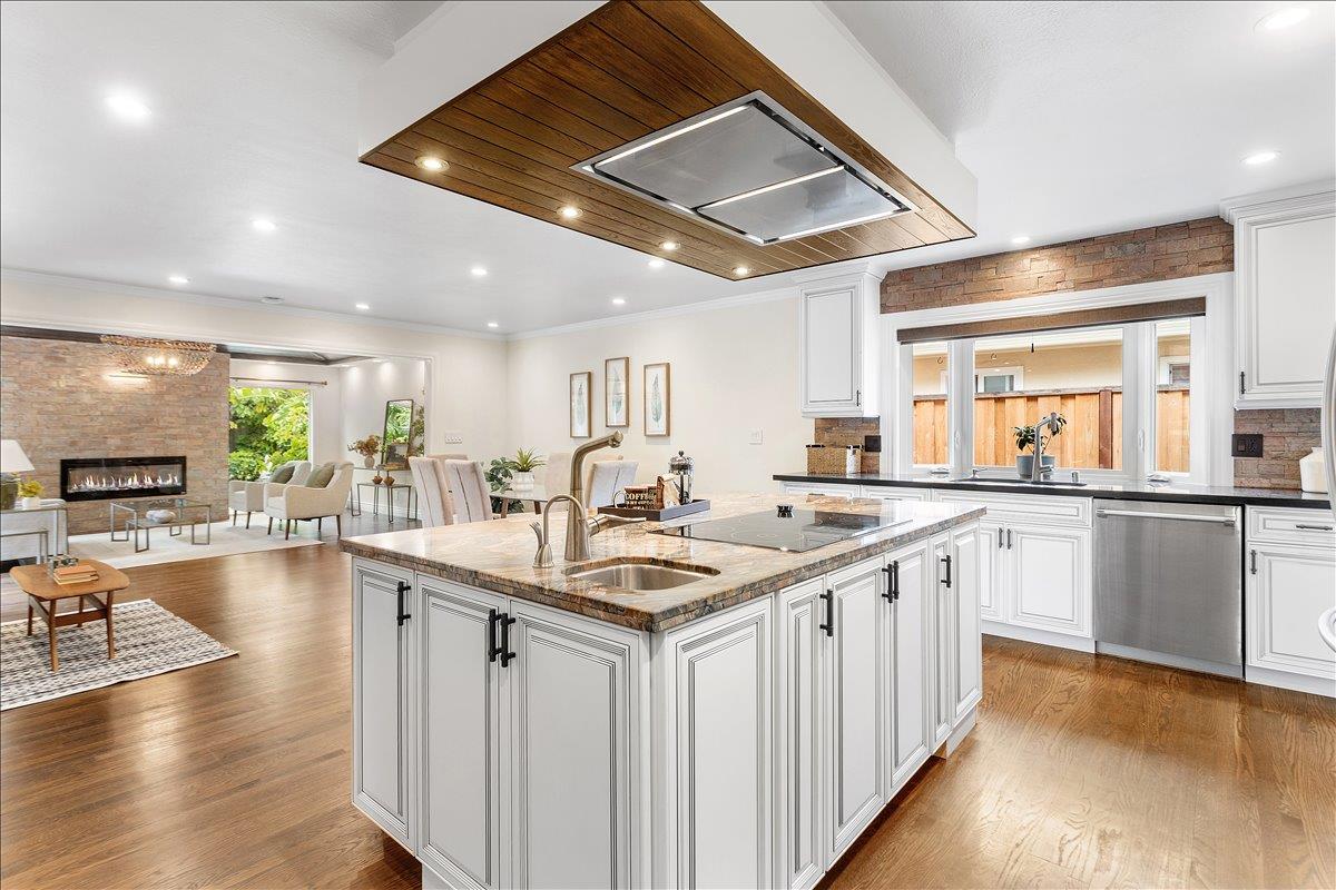 Detail Gallery Image 9 of 69 For 1529 Cameo Dr, San Jose,  CA 95129 - 3 Beds | 3 Baths