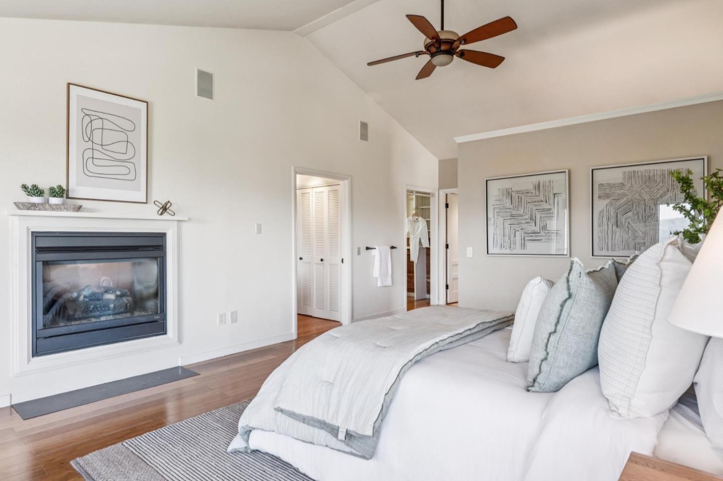 Detail Gallery Image 16 of 51 For 26245 Rinconada Dr, Carmel Valley,  CA 93924 - 4 Beds | 3/1 Baths