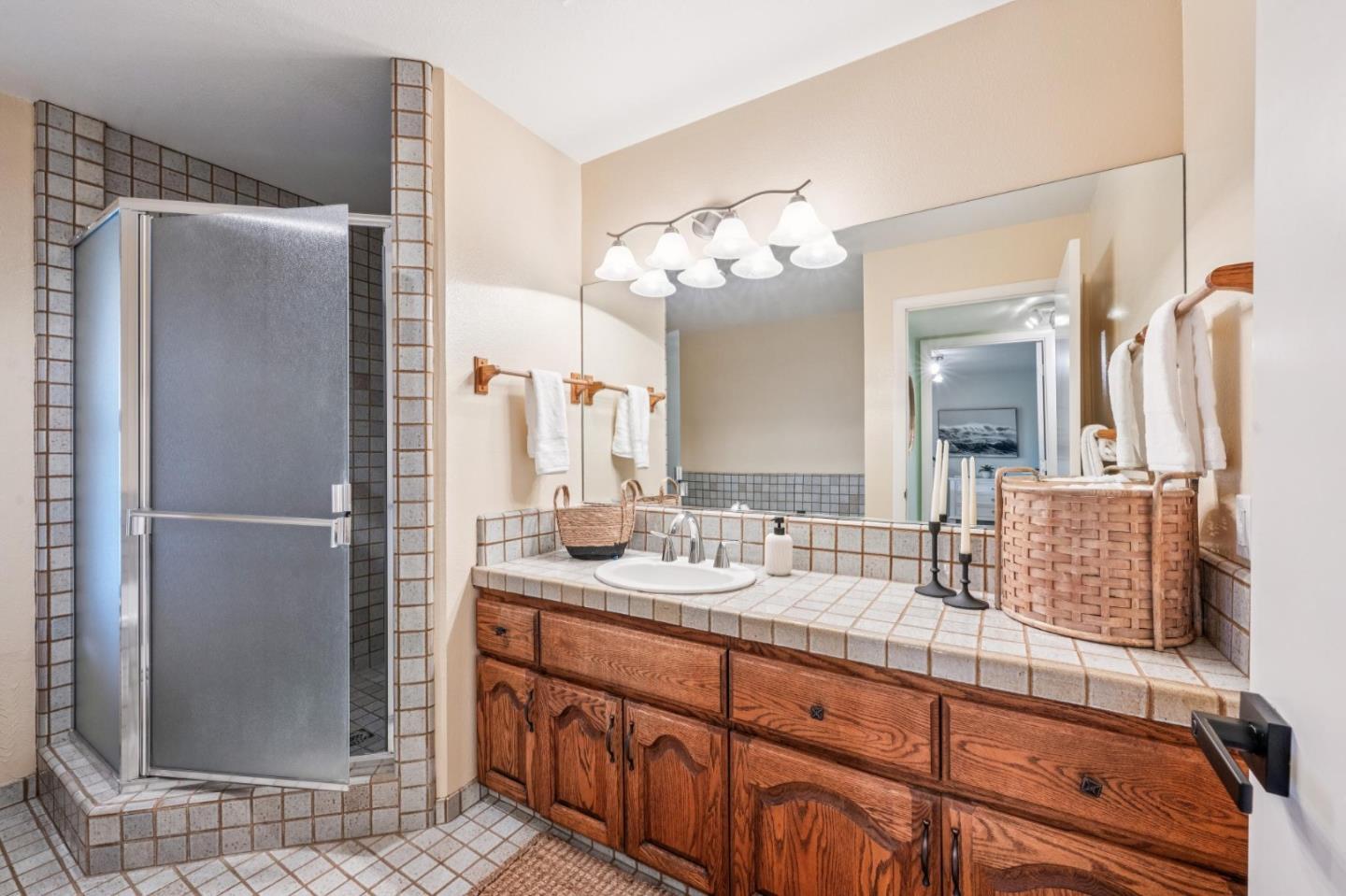 Detail Gallery Image 33 of 51 For 26245 Rinconada Dr, Carmel Valley,  CA 93924 - 4 Beds | 3/1 Baths