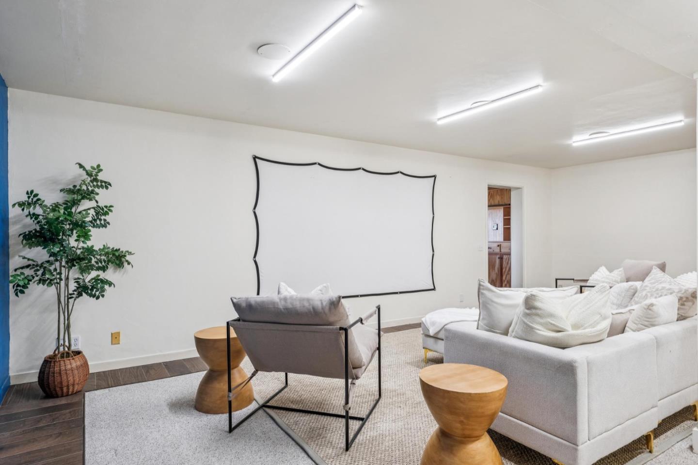 Detail Gallery Image 36 of 51 For 26245 Rinconada Dr, Carmel Valley,  CA 93924 - 4 Beds | 3/1 Baths