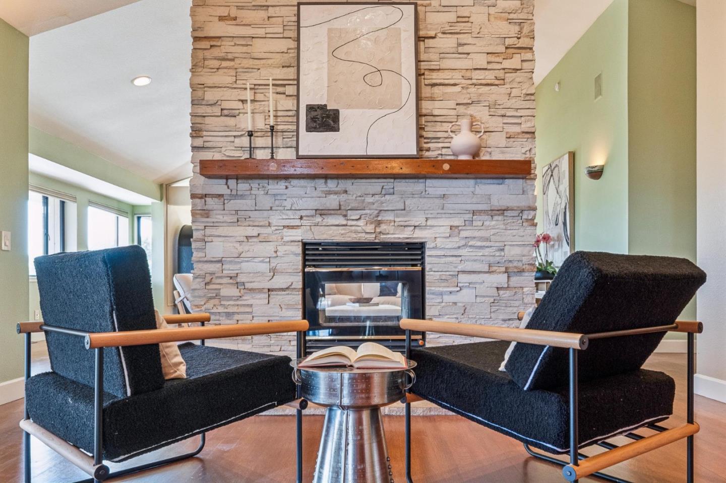 Detail Gallery Image 9 of 51 For 26245 Rinconada Dr, Carmel Valley,  CA 93924 - 4 Beds | 3/1 Baths