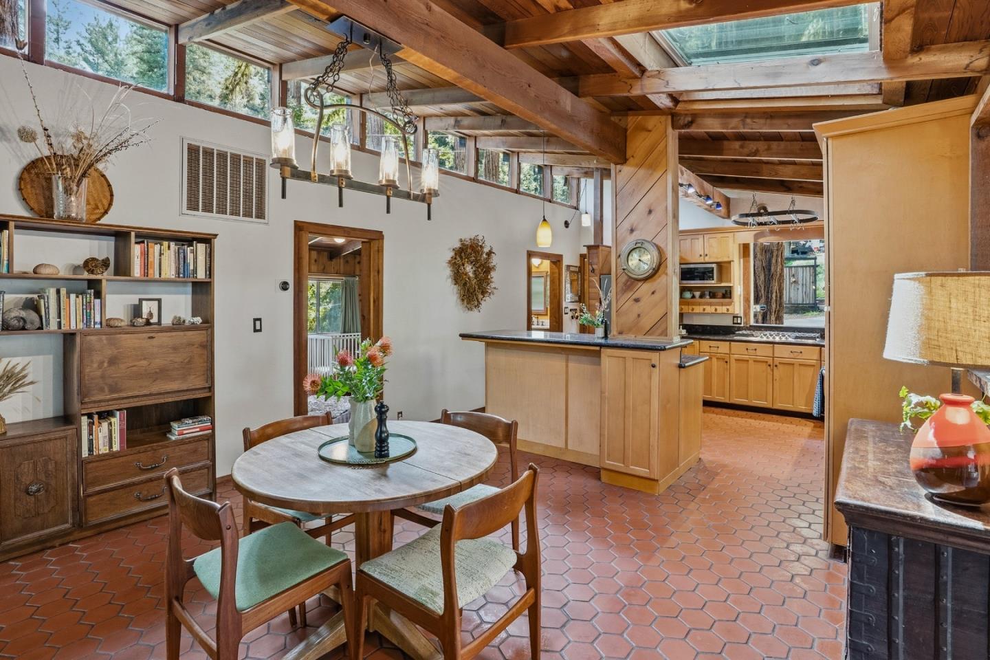 Detail Gallery Image 11 of 53 For 973 Forest Way, Brookdale,  CA 95007 - 2 Beds | 2 Baths