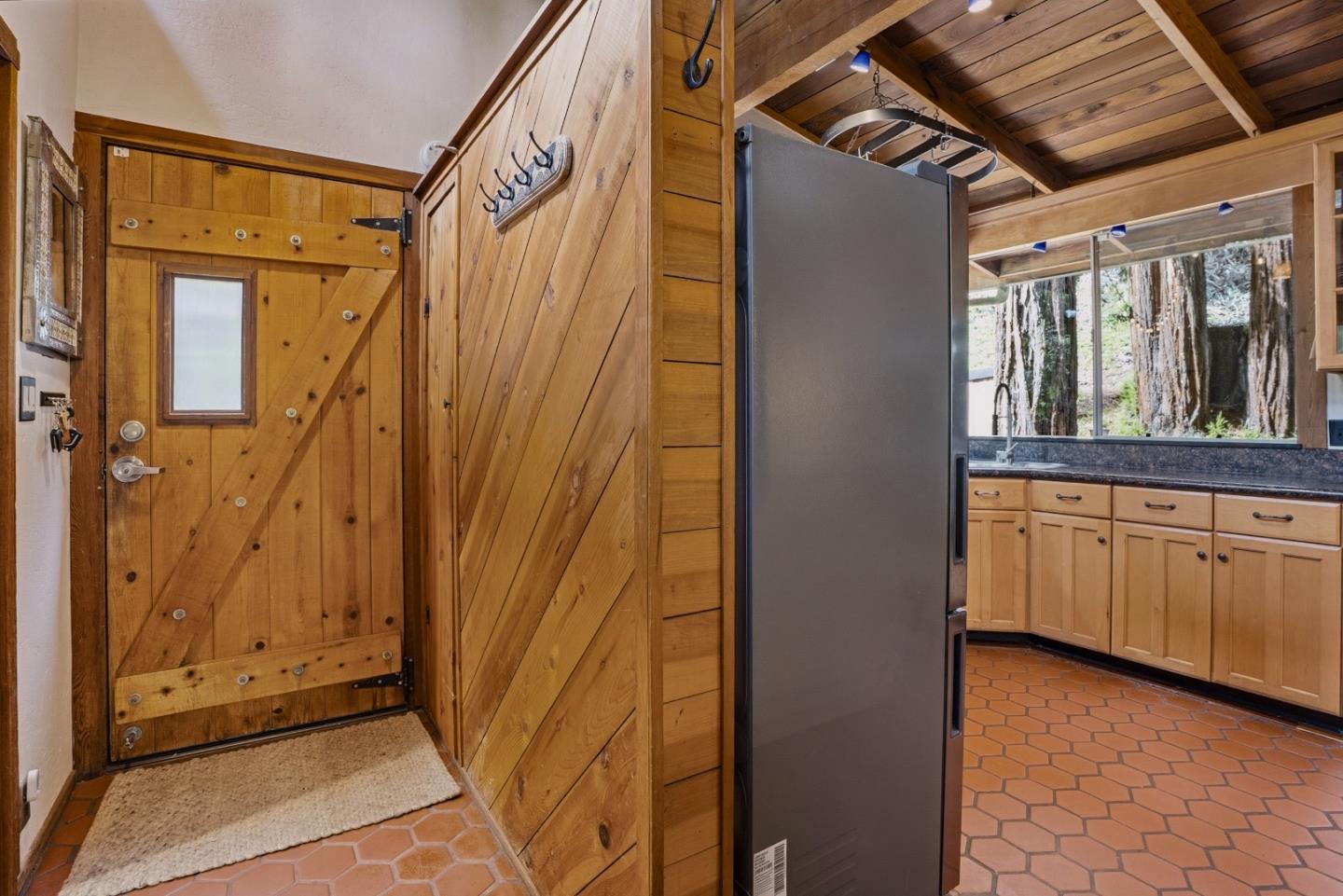 Detail Gallery Image 4 of 53 For 973 Forest Way, Brookdale,  CA 95007 - 2 Beds | 2 Baths