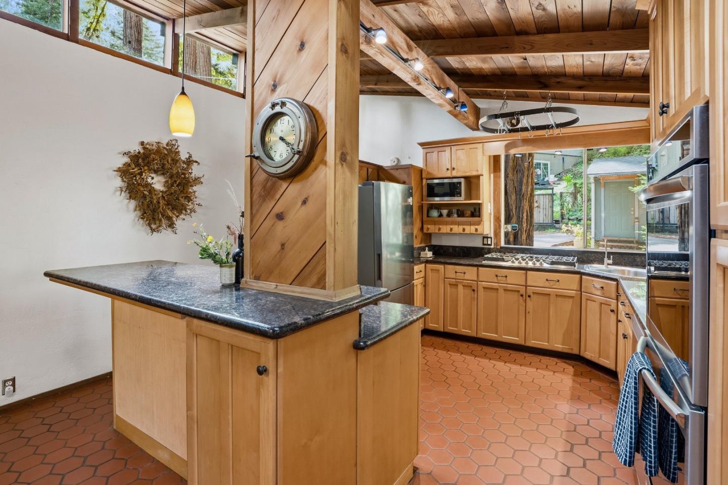 Detail Gallery Image 9 of 53 For 973 Forest Way, Brookdale,  CA 95007 - 2 Beds | 2 Baths