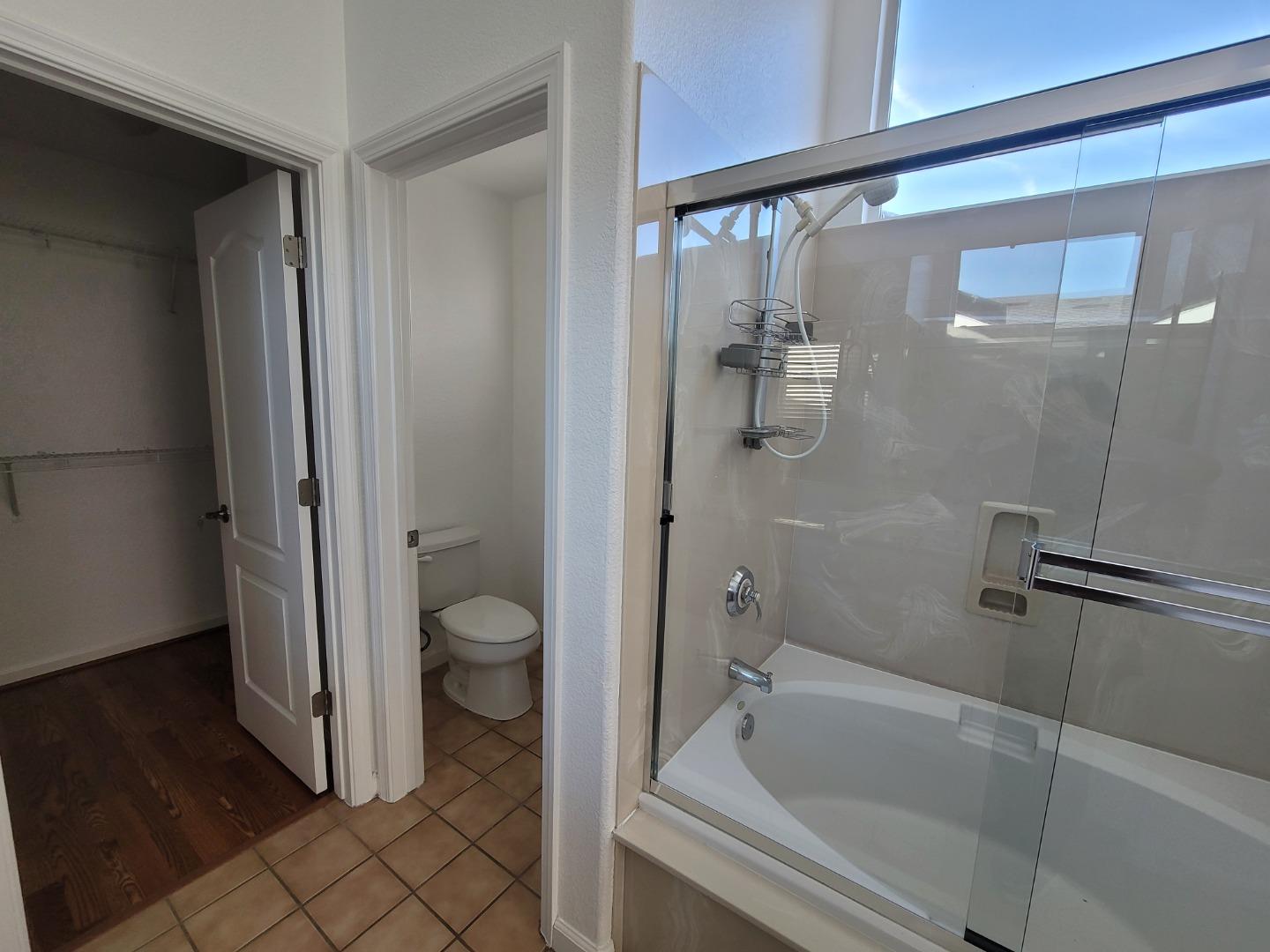 Detail Gallery Image 11 of 16 For Carter Ave, Newark,  CA 94560 - 3 Beds | 2/1 Baths